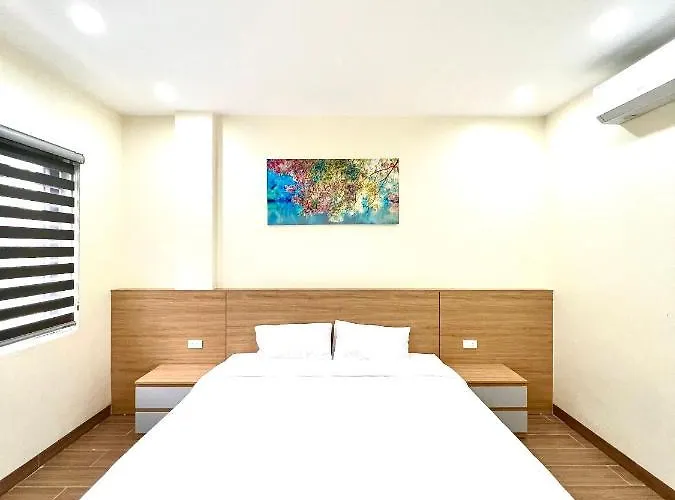 Orion Hotel *
